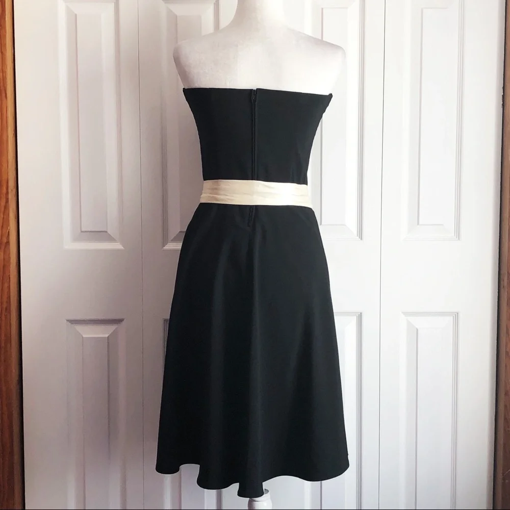 Vintage Ruby Rox Juniors' Black & Ivory Strapless Dress